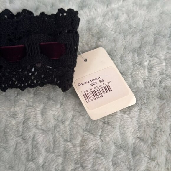 NEW Leg Avenue Black with Purple Velvet Bridal Leg Garter Wedding One Size - Picture 3 of 5